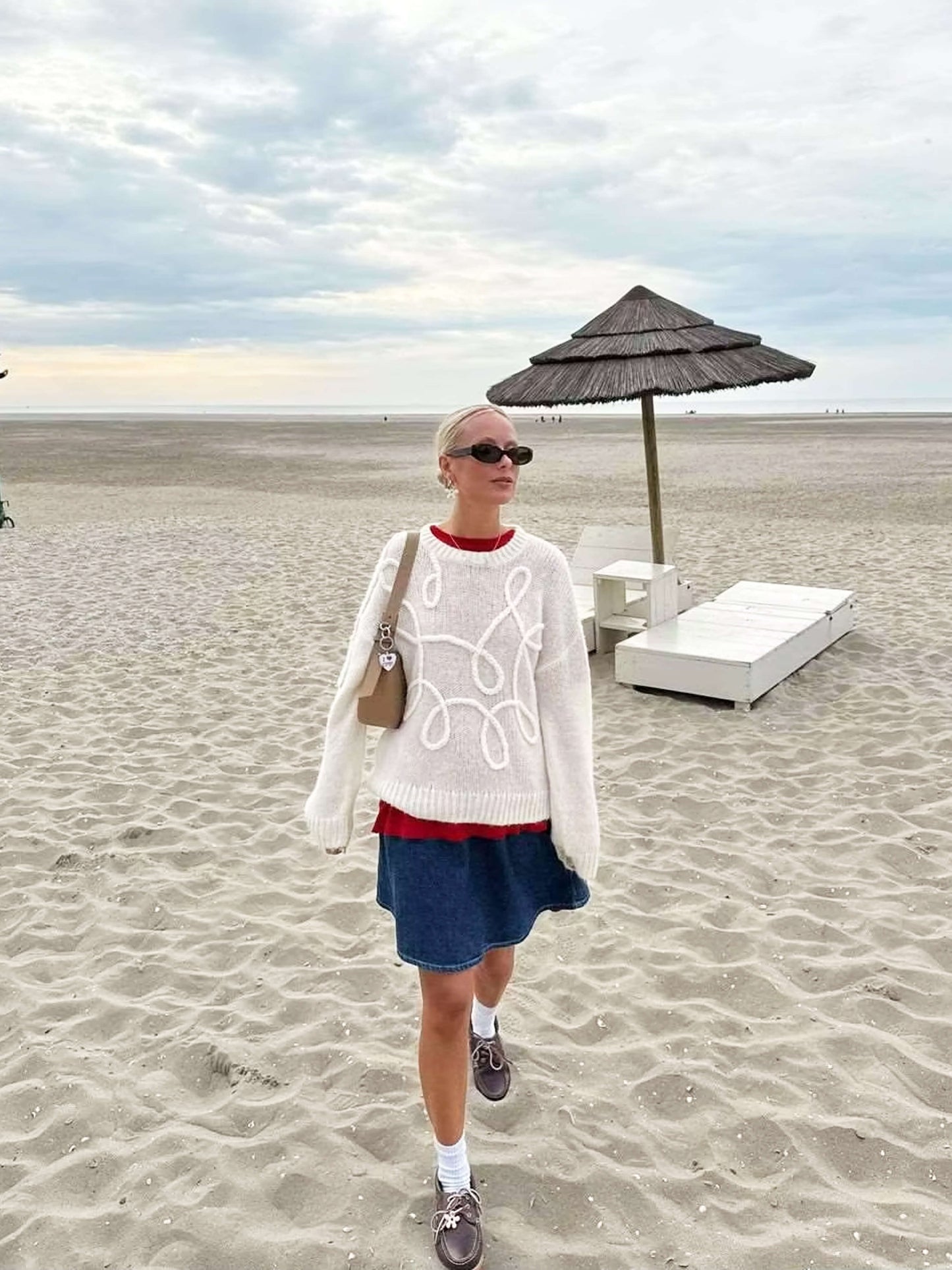 Odile | Damen Strickpullover Oversize mit Rundhals & Stickmuster