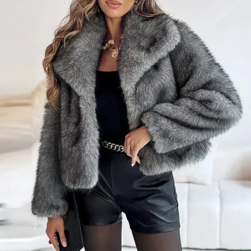 Luxuriöse Kurze Damen Kunstfelljacke – Kuschelweich, Stylisch & Trendbewusst
