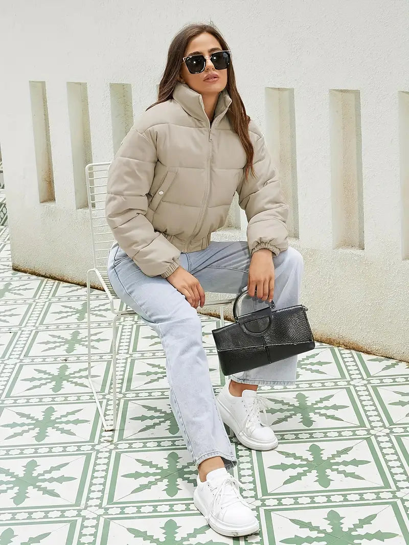 Stellaria | Damen Cropped Puffer Bomberjacke Beige mit Reißverschluss & Elastischem Saum