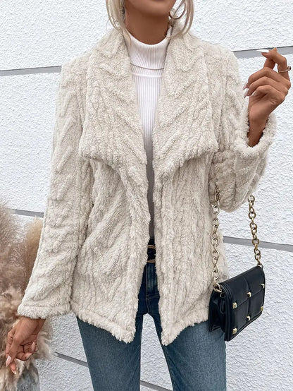 Xylia | Damen Teddy Jacke in Weiß mit Plüschfell & Eleganter Passform