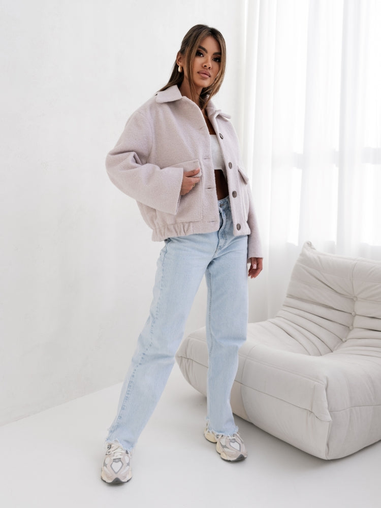 Damen Kurzjacke mit großen Taschen | Stylische Übergangsjacke für Alltag & Stadt