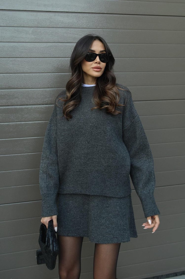 Damen Strick-Set aus Pullover & Minirock | Moderner Cozy-Look für Stil & Komfort