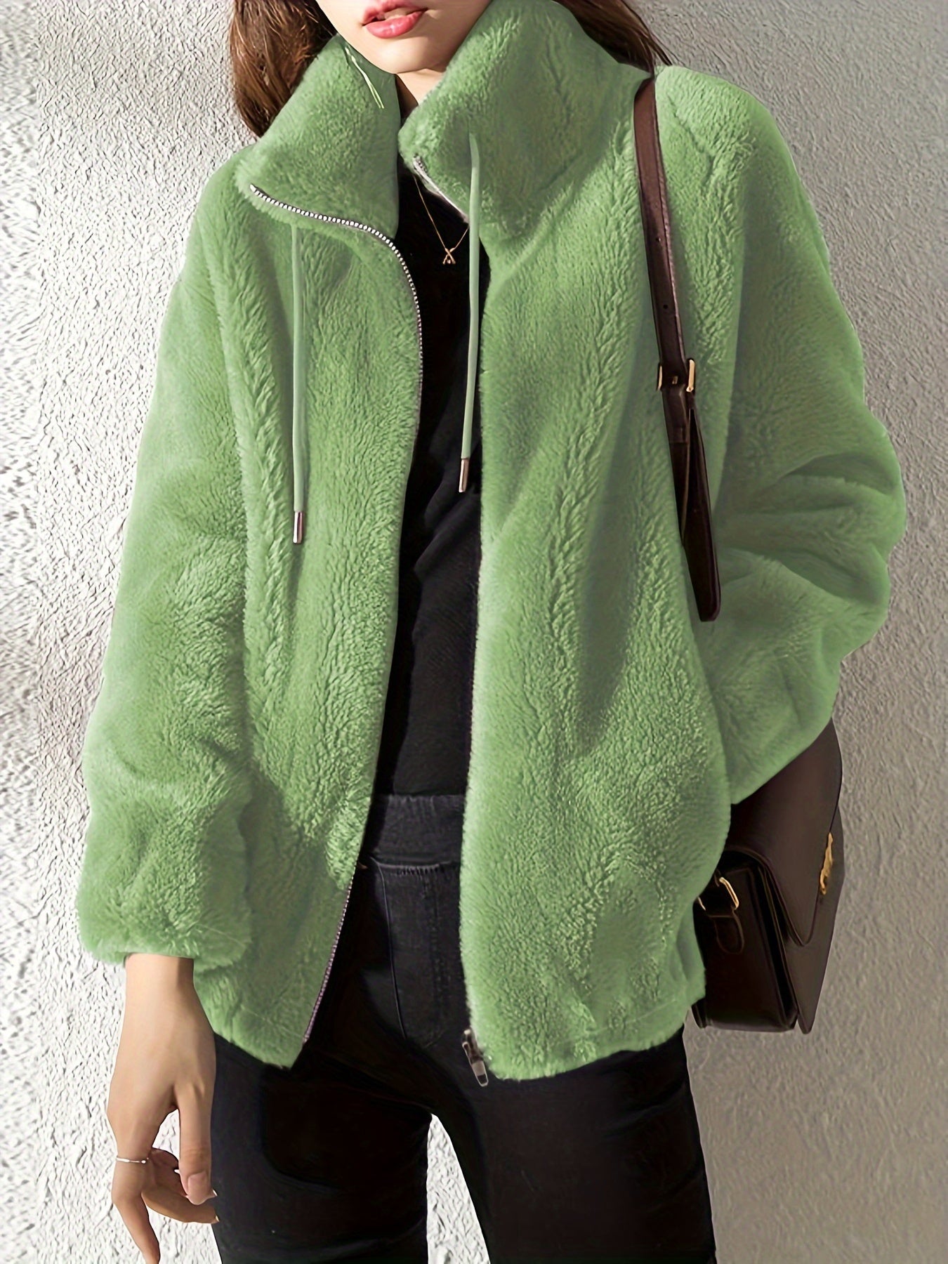 Flauschige Damenjacke | Kunstpelz & Stehkragen für Stilvolle Winterlooks