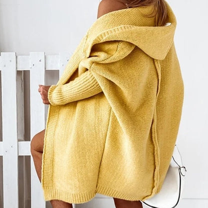 Lange Damen-Strickjacke mit Kapuze | Warmer, lässiger Stricklook für Alltag & Freizeit