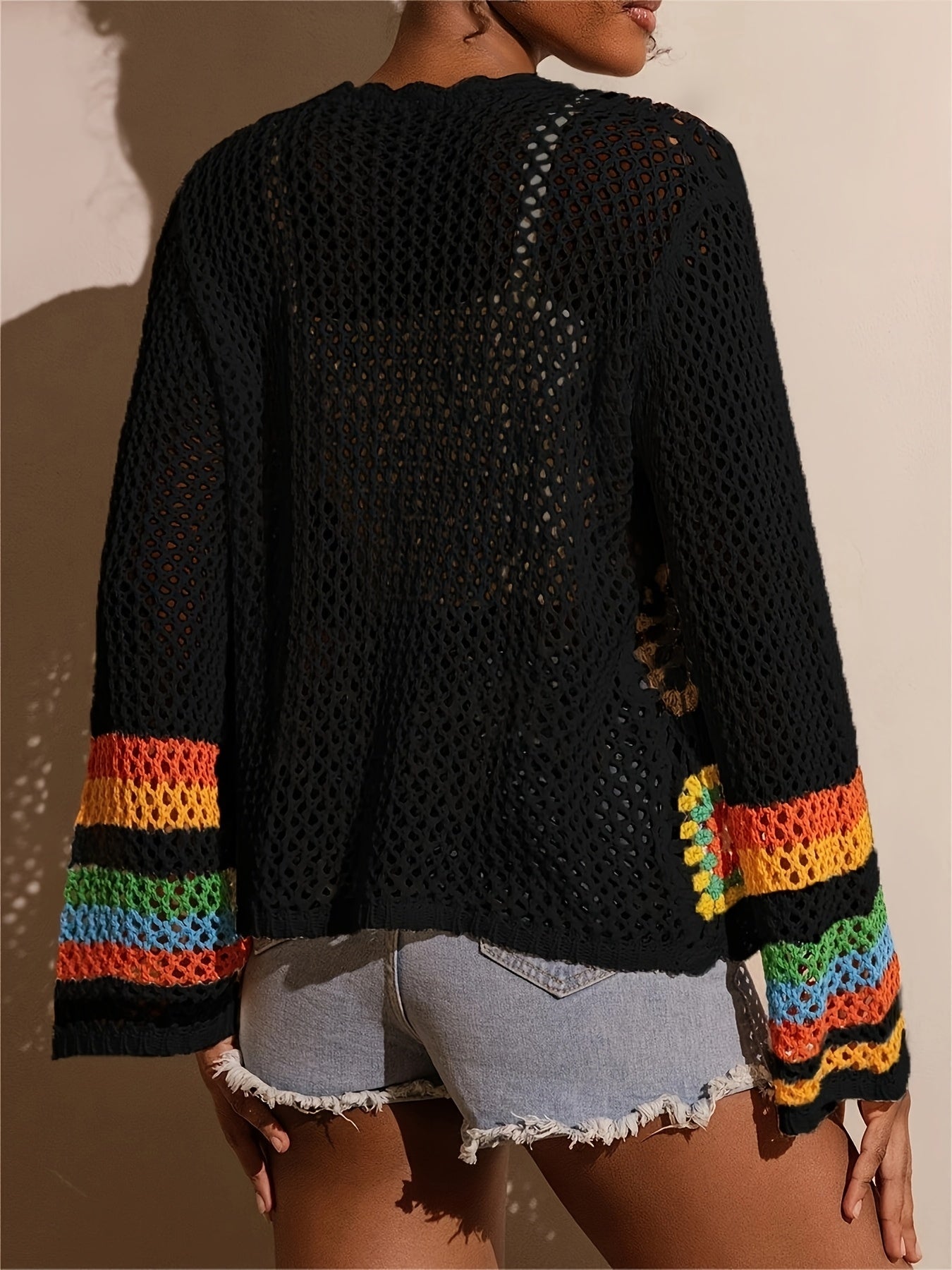 Serandi | Crochet Patch Cardigan mit Blumenmuster & Weiten Ärmeln für Damen