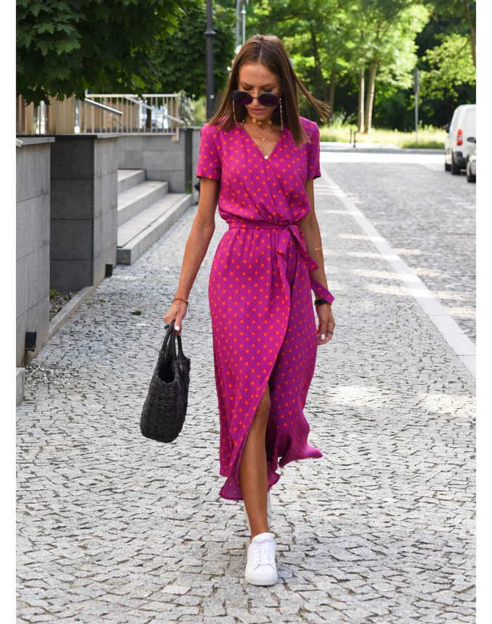 Wickel-Midikleid mit V-Ausschnitt – Feminin, Leicht & Sommerlich