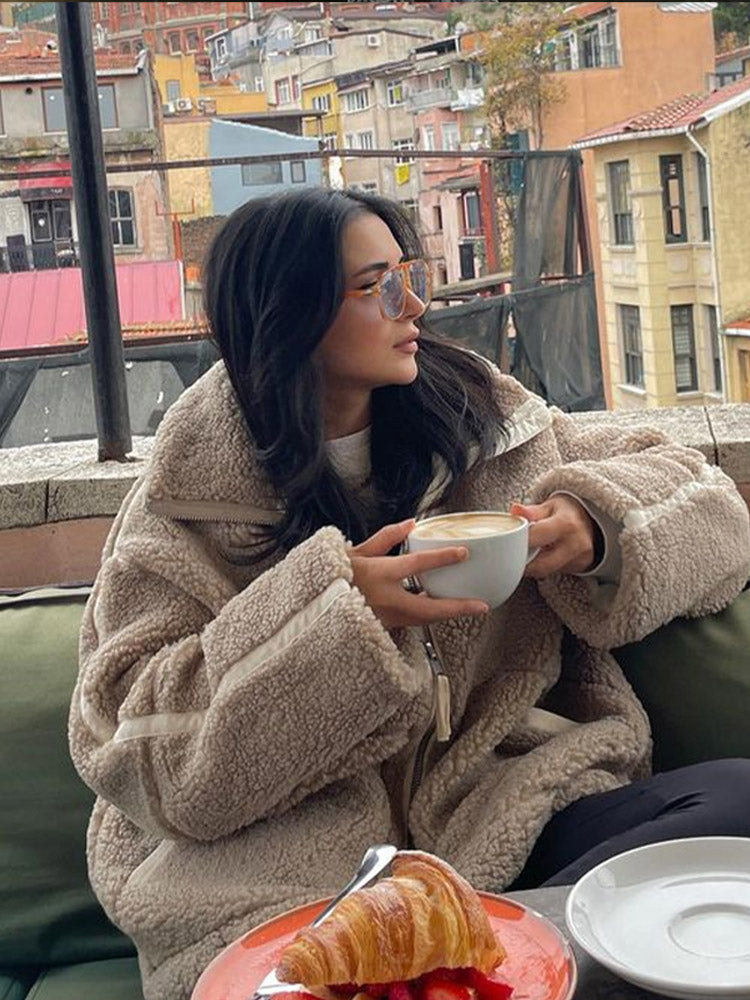 Daralis | Damen Teddyjacke mit Reißverschluss & Stehkragen in Oversize