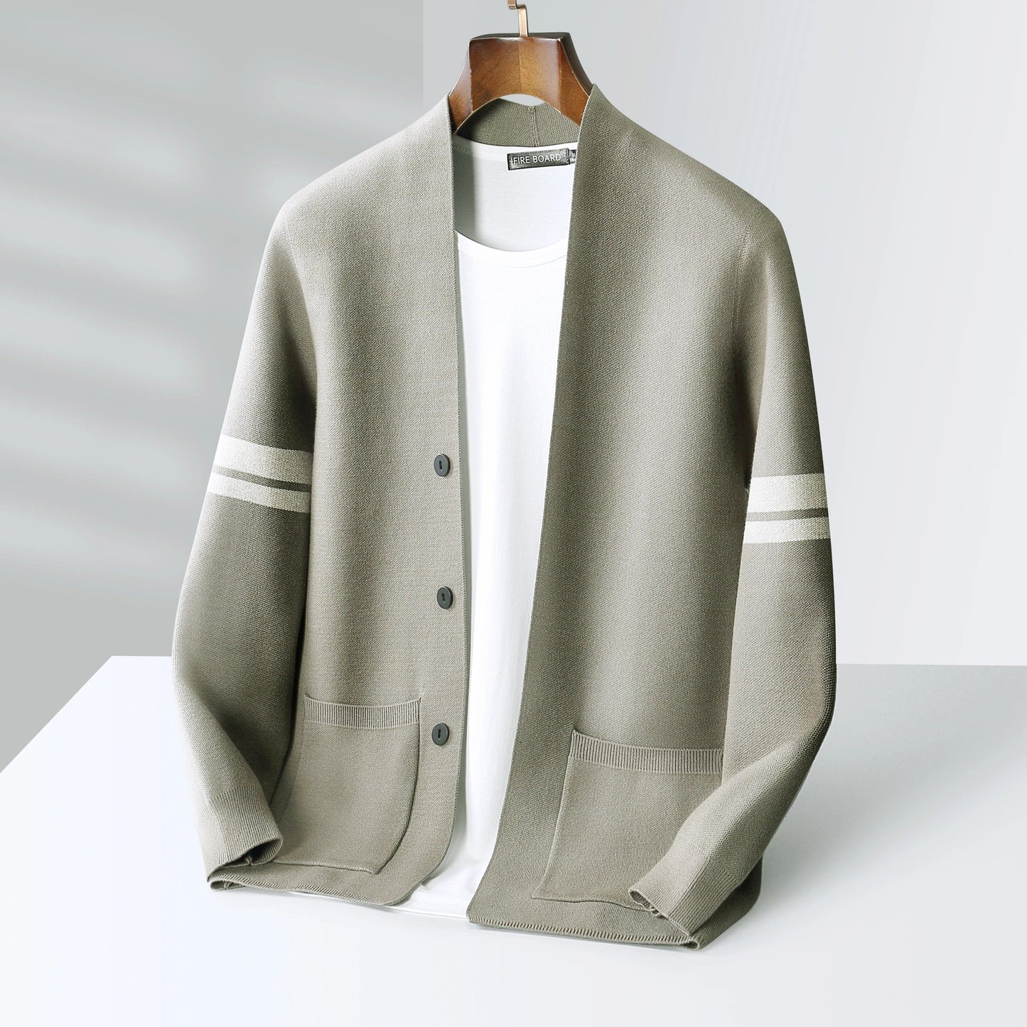 Strick-Cardigan Herren | Lässiger Komfort mit sportlich-eleganten Streifen