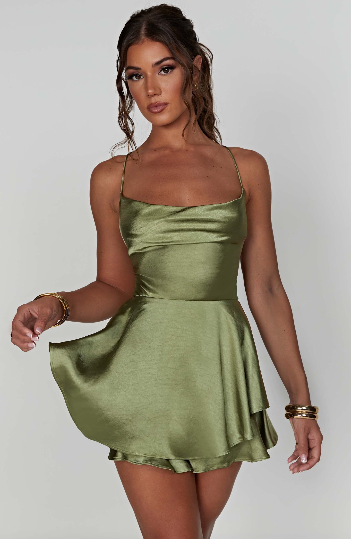 Satin-Minikleid – Eleganz, Glanz & Femininer Stil