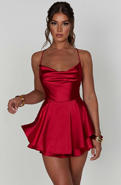 Satin-Minikleid – Eleganz, Glanz & Femininer Stil