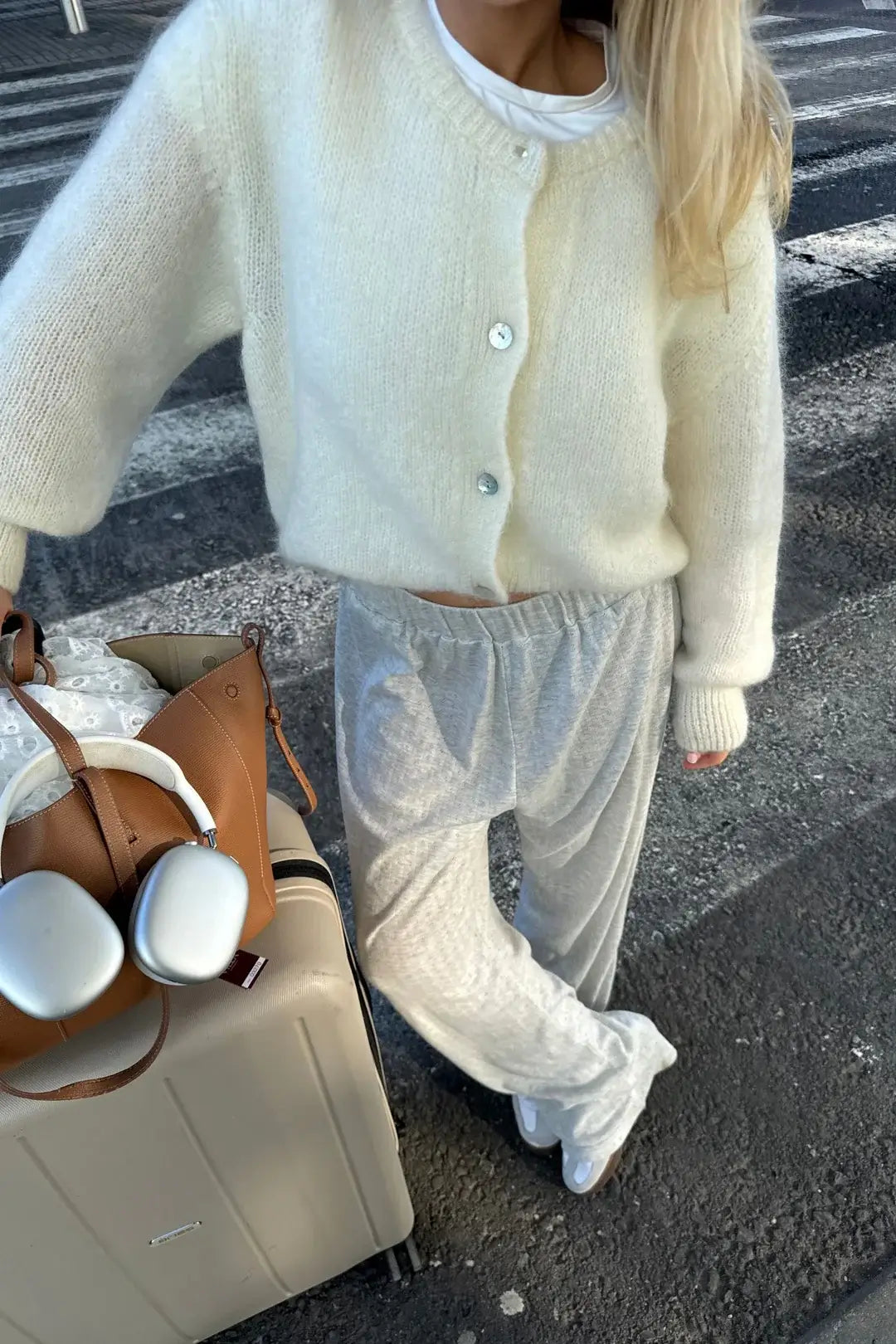 Aldevina | Damen Strick-Cardigan mit Knöpfen, Weich & Elegant für Winter & Alltag