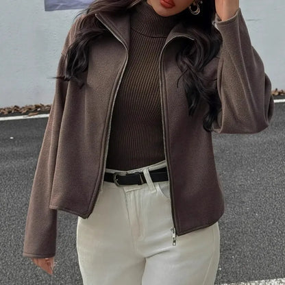 Ivellise | Damen Cropped Jacke Braun mit Stehkragen & Reißverschluss