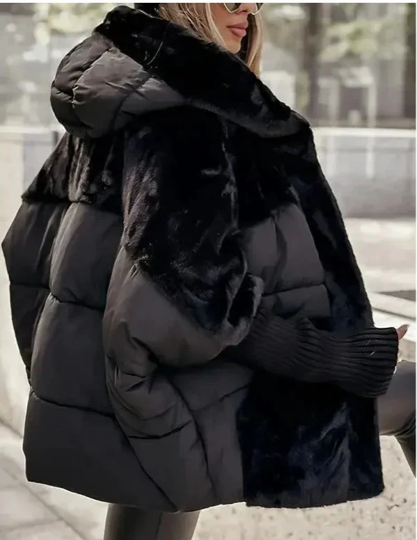 Ivorya | Damen Steppjacke Oversized mit Kunstfellkapuze & Taschen