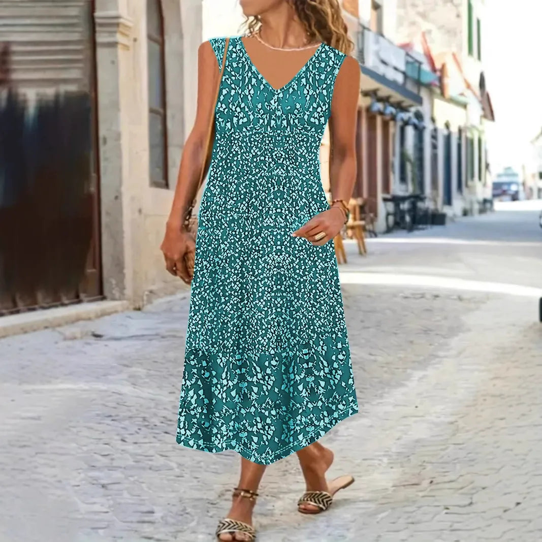 Flory | Maxi Sommerkleid mit Blumenmuster | Luftiges Damenkleid mit V-Ausschnitt & Ärmellos