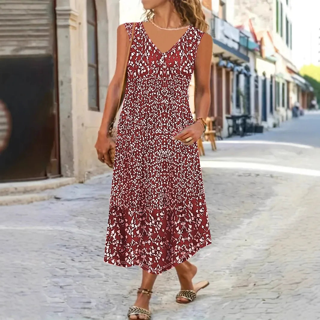 Flory | Maxi Sommerkleid mit Blumenmuster | Luftiges Damenkleid mit V-Ausschnitt & Ärmellos