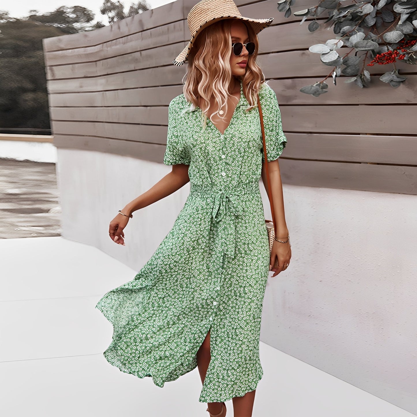 Damen Midi-Kleid mit Blumenmuster – Sommerkleid für Freizeit, Urlaub und warme Tage