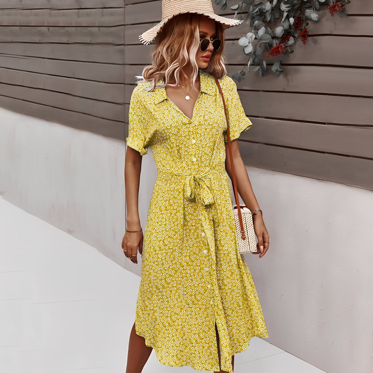 Damen Midi-Kleid mit Blumenmuster – Sommerkleid für Freizeit, Urlaub und warme Tage