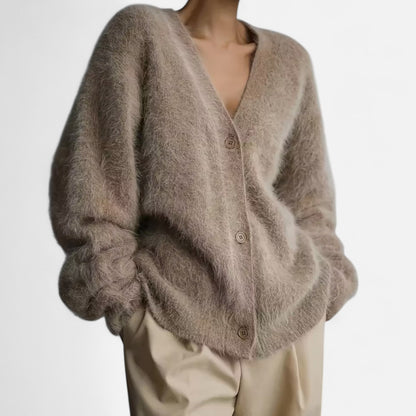 Tanisse | Damen Cardigan mit V-Ausschnitt – Lockerer, weicher Strick in Solider Farbe mit Knöpfen