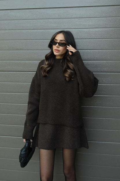 Damen Strick-Set aus Pullover & Minirock | Moderner Cozy-Look für Stil & Komfort