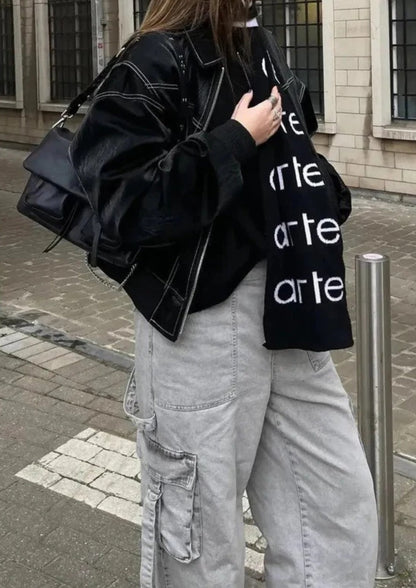 Damen Kurz geschnittene Übergangsjacke mit Reißverschluss – Moderne Jacke für Alltag und wechselnde Temperaturen