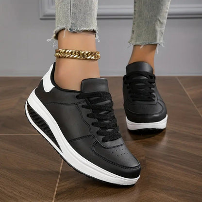 Damen Low-Top Sneaker mit erhöhter Sohle – Moderne Freizeitschuhe für Alltag und City-Looks