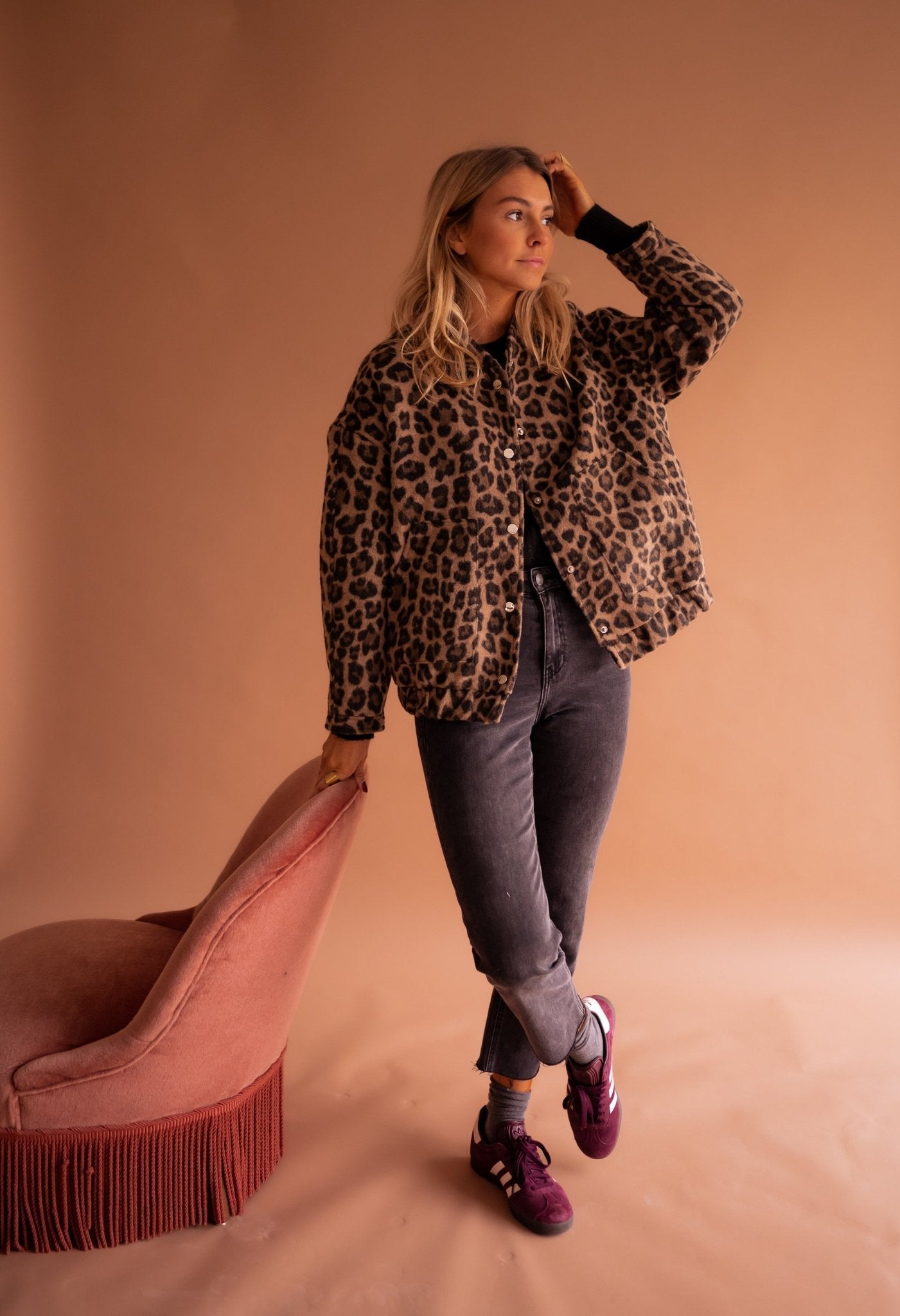Brionelle | Modische Damenjacke mit Leopardenmuster und Knopfleiste