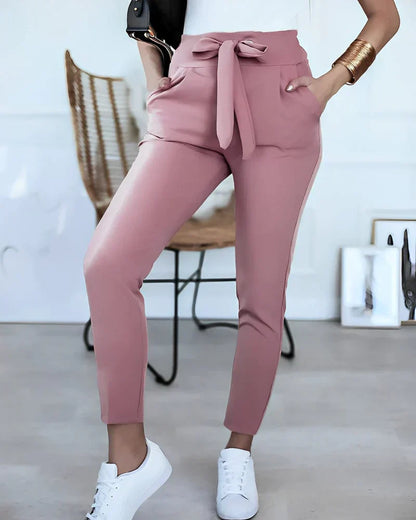 Faya | Damen Slim Fit Stoffhose mit Bindegürtel – Elegant & Bequem für Büro und Freizeit