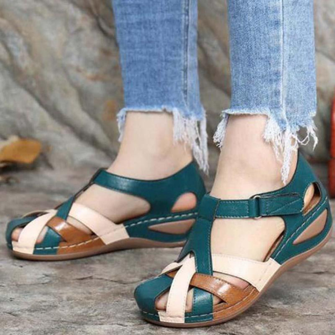 Adrianda | Damen Sandalen – Stilvolle & Robuste Sommerschuhe mit Klettverschluss, Bequem & Atmungsaktiv