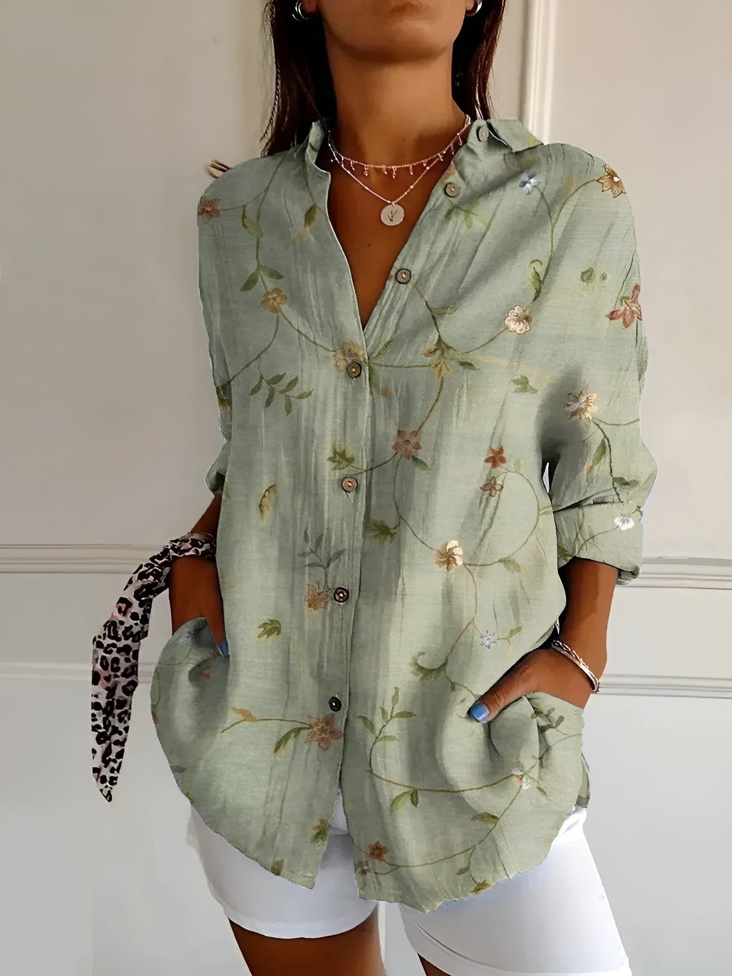 Damenbluse mit Blumenmuster – Leichte Eleganz & Femininer Stil